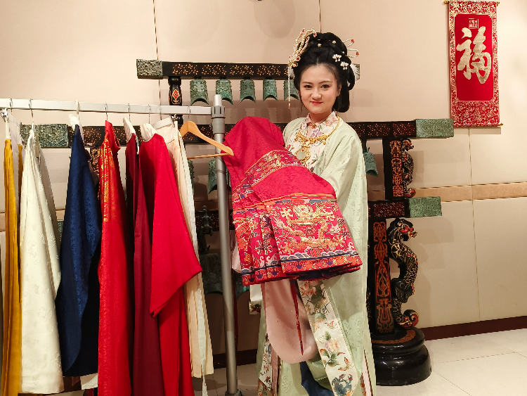 馬耳他中國(guó)文化中心的漢服展示。馬耳他中國(guó)文化中心供圖