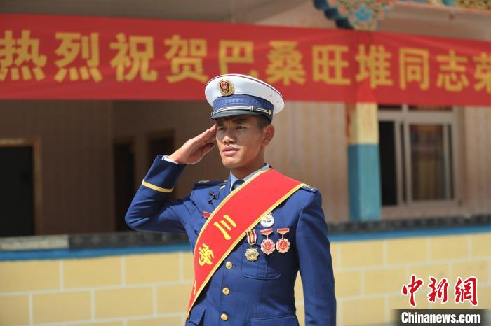 護西藏“江南”森林生態(tài)安全、提升專業(yè)技能兩位消防員獲個人三等功