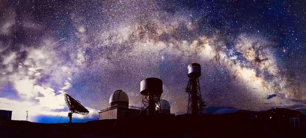 阿里暗夜星空。貢覺群培攝